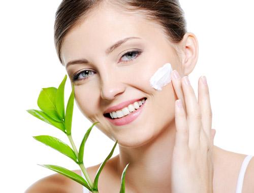 Cách chăm sóc da để phòng ngừa sẹo lõm sau tẩy nốt ruồi2