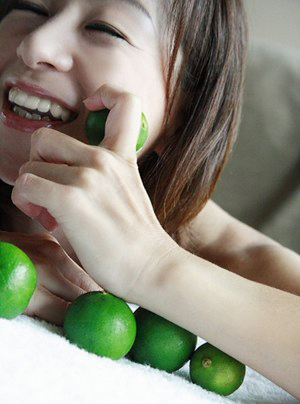 Xóa sổ vết thâm sau mụn